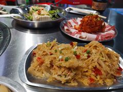 -马路牙子烧烤音乐酒馆(望京店)