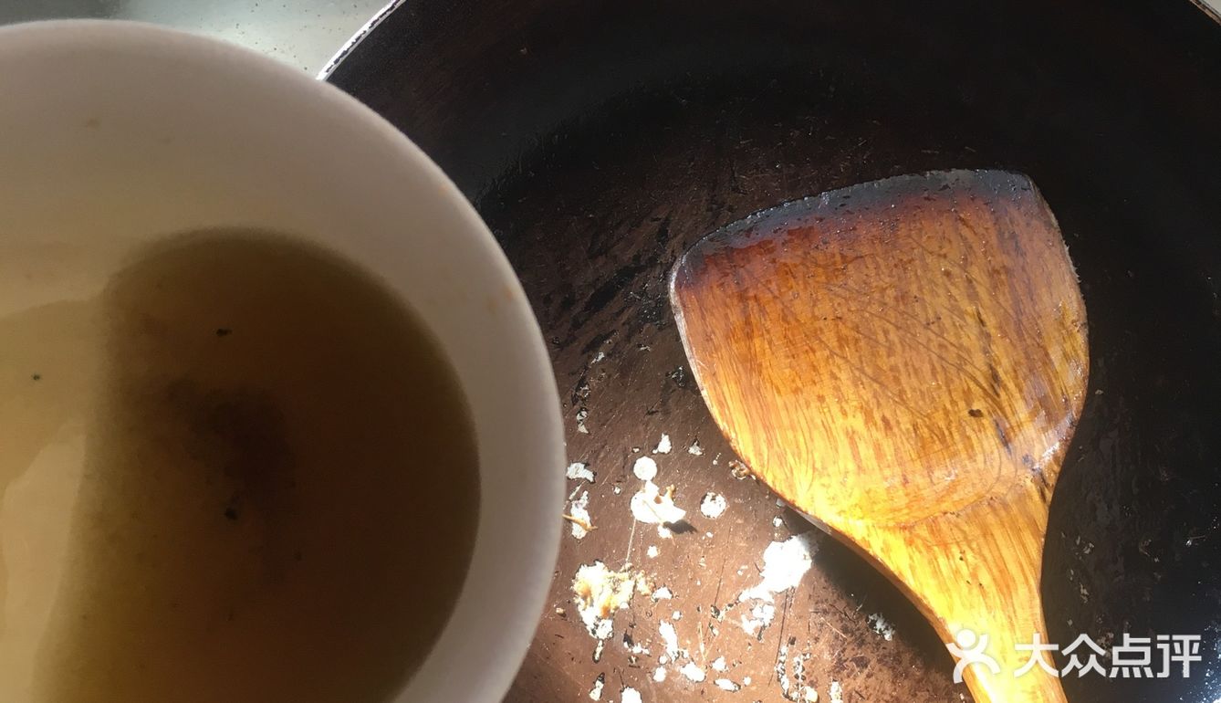 卢胖妹儿的快手午餐之虾头油炒饭