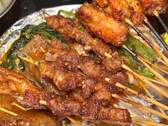 -何师烧烤Pro ·小龙虾·江湖川菜·精酿啤酒(太古里旗舰店)