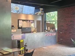 -J Create城市露营咖啡·简餐·宠物(上海动物园店)