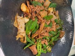 -费大厨辣椒炒肉(房山龙湖天街店)