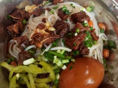 牛腩粉-试试看桂林米粉