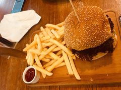 -Geneva日内瓦餐厅(西郊宝成花苑店)