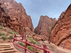 -天山神秘大峡谷