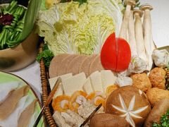 -一叶一世界•素食餐厅(环球中心店)