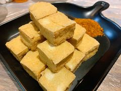 炸臭豆腐-巴厘龙虾·榜首油焖大虾(音乐学院·沿江酒馆店)