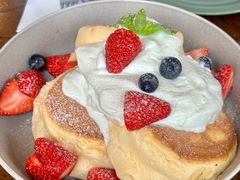 草莓舒芙蕾松饼-WOKKA by艮上(中海环宇荟店)