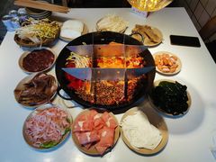 -岗上渣渣老火锅(两路口店)