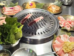 -哈哈碳都·牛肋条无限自助烤肉(宝龙店)