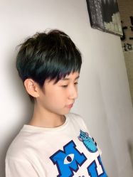 -十六番发型师事务所