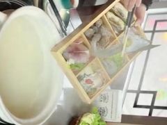 -四点金粥底火锅(沂州里店)