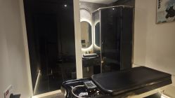 -蓝调造型·烫发·染发