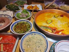 -洱火云南酸菜牛肉火锅(石景山当代商城店)