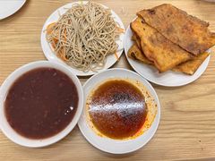 拌豆腐丝-王三姑牛肉饼