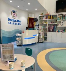 -马博士婴幼儿游泳馆(广安门旗舰店)