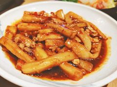 -丫丫厨娘·柠檬鸭(江南蓝鲸世界店)