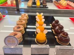 -Salon de The de Joel Robuchon(外滩18号店)