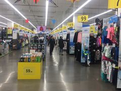 -迪卡侬(西华店)