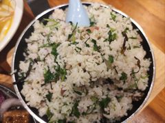-侬佳蒸菜馆(听潮店)
