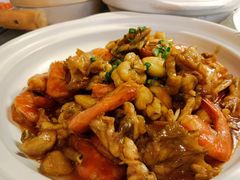 -艳阳天·非遗楚菜(武展店)