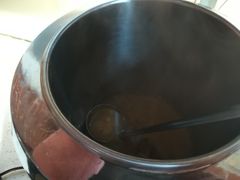 银耳汤-赞花婆鲜兔辣卤火锅