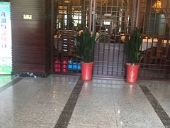 门面-鸿运酒楼