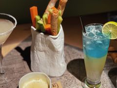 -穹六人间 people 6(岳阳路店)