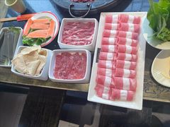 -宽板凳老灶火锅(台湾街店)