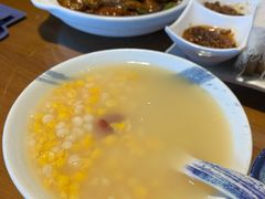 大碴粥-95号酱骨·一块豆腐(展春园西路店)