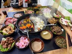 -重庆故事姊妹老火锅(财经学院店)