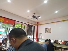 -胡成记口蘑龙眼包子(盐道街店)