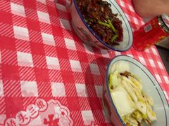 -荆九爷爆炒桥头三嫩(云南北路店)