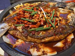 -鸣记脆皮烤鱼·海鲜烤鱼(三八广场店)