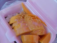 -芒果糯米饭摊子