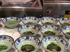 -老新隆牛肉锅贴(新街口店)