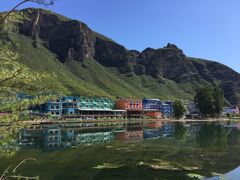 -百里峡七彩艺术小镇