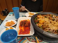 -楼兰古丽·新疆拌面·清真(华阳城店)