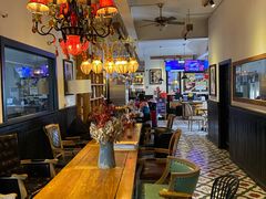 -拖板鞋咖啡旅行酒店(春熙路地铁站店)