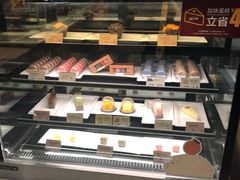 面包甜点陈列柜-麦当劳(西单明珠店)