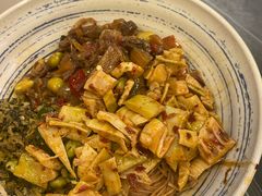 -梅溪·小伙子干挑面(安吉总店)