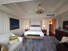 -广州富力丽思卡尔顿酒店