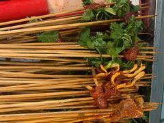 香菜牛肉-钢管厂五区小郡肝串串香(奥克斯广场锦城万达店)