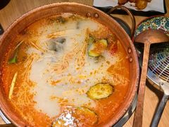 -洱火云南酸菜牛肉火锅(石景山当代商城店)