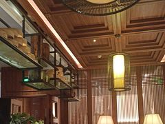 -八府香鸭·啫啫煲(华山路店)