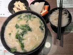 -肥汁米蘭香港米线(定西路店)