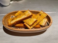 -泰咀刁·泰国料理&玫瑰庄园(海珠城店)