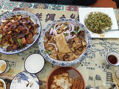 -壹阁胡羊焖饼(特色小吃街店)
