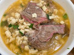 -刘信牛羊肉泡馍小炒(回民街店)