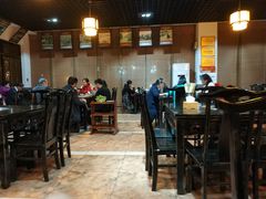 大堂-乐山食古香跷脚牛肉