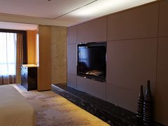 -中山利和希尔顿酒店